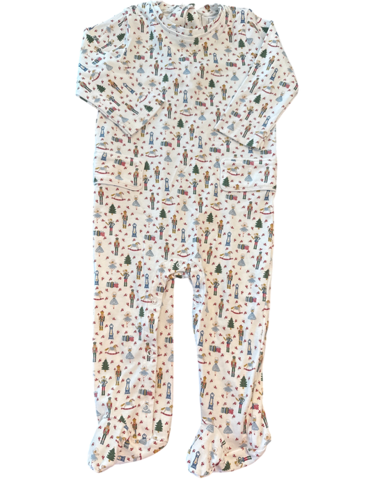 Lila and Hayes 9-12M EUC